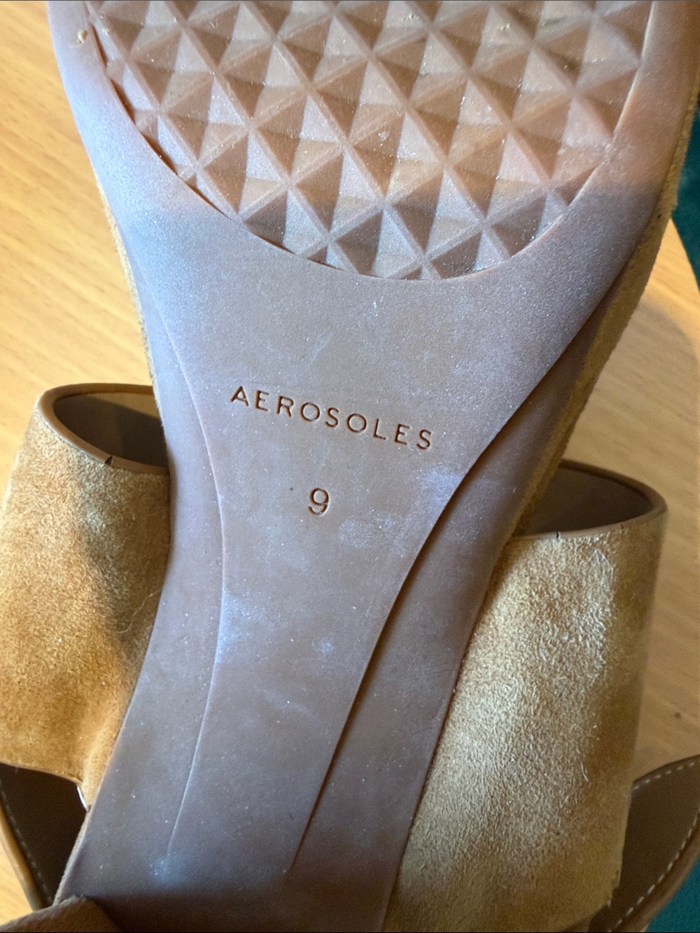 Aerosoles Camera Suede Wide-Strap Platform Sandals EUC! - Picture 7 of 9